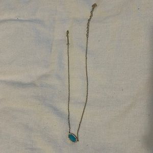Kendra Scott necklace
